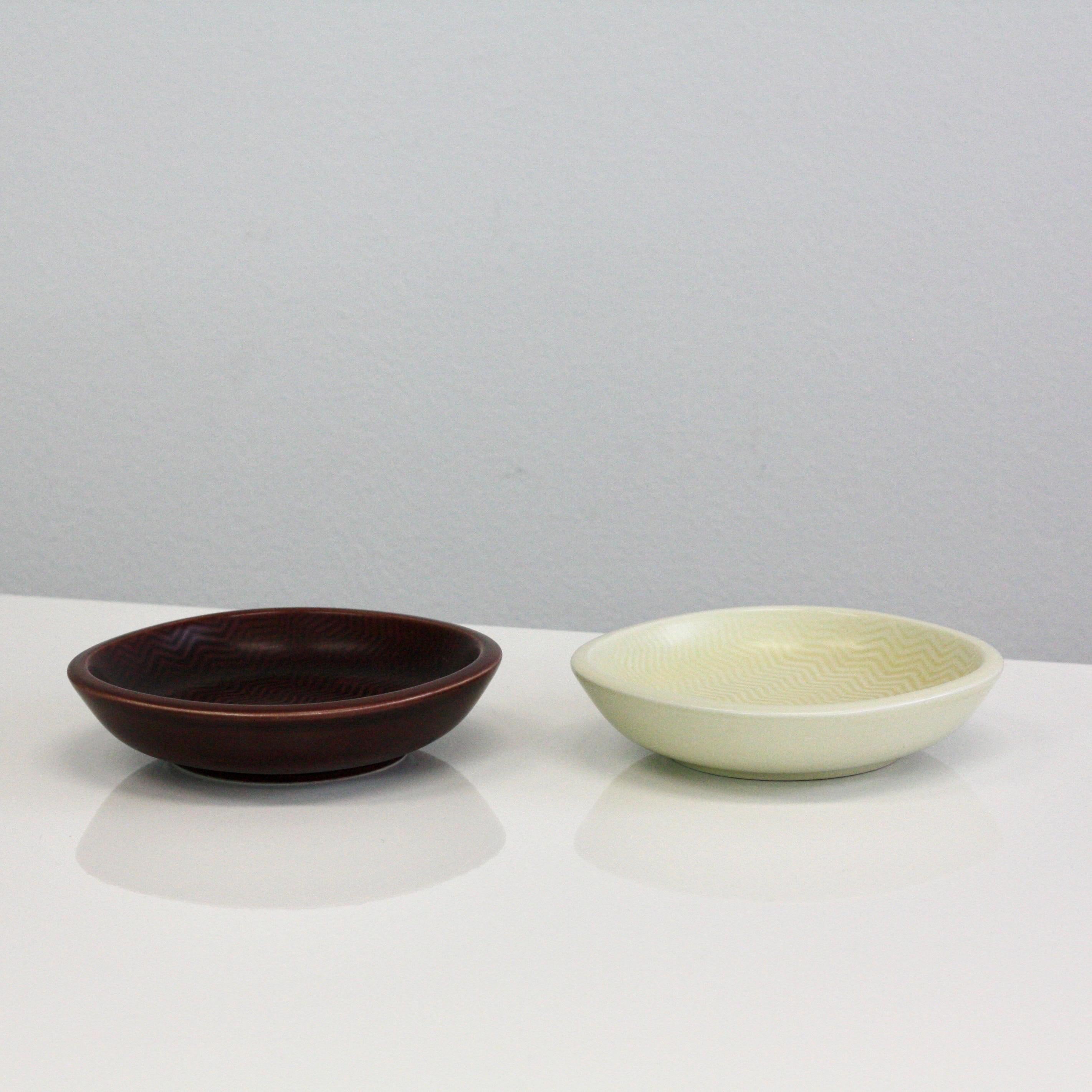Danish A set of ceramic MARSELIS trays by Nils Thorsson for Aluminia, 1950s, Denmark For Sale