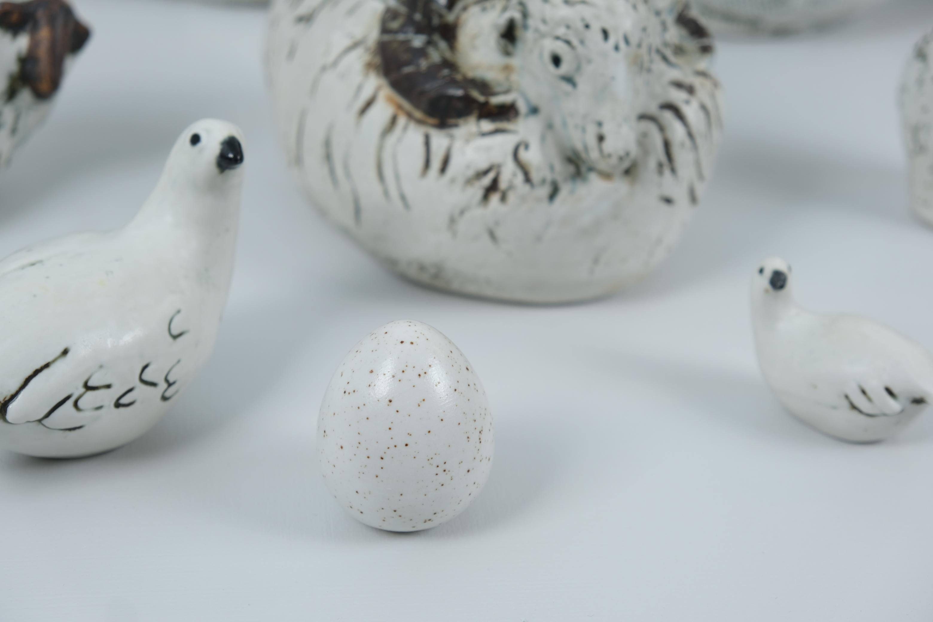 A Set of Ceramic Animal Figurines by Henrik Allert for Pentik, 1980s For Sale 2