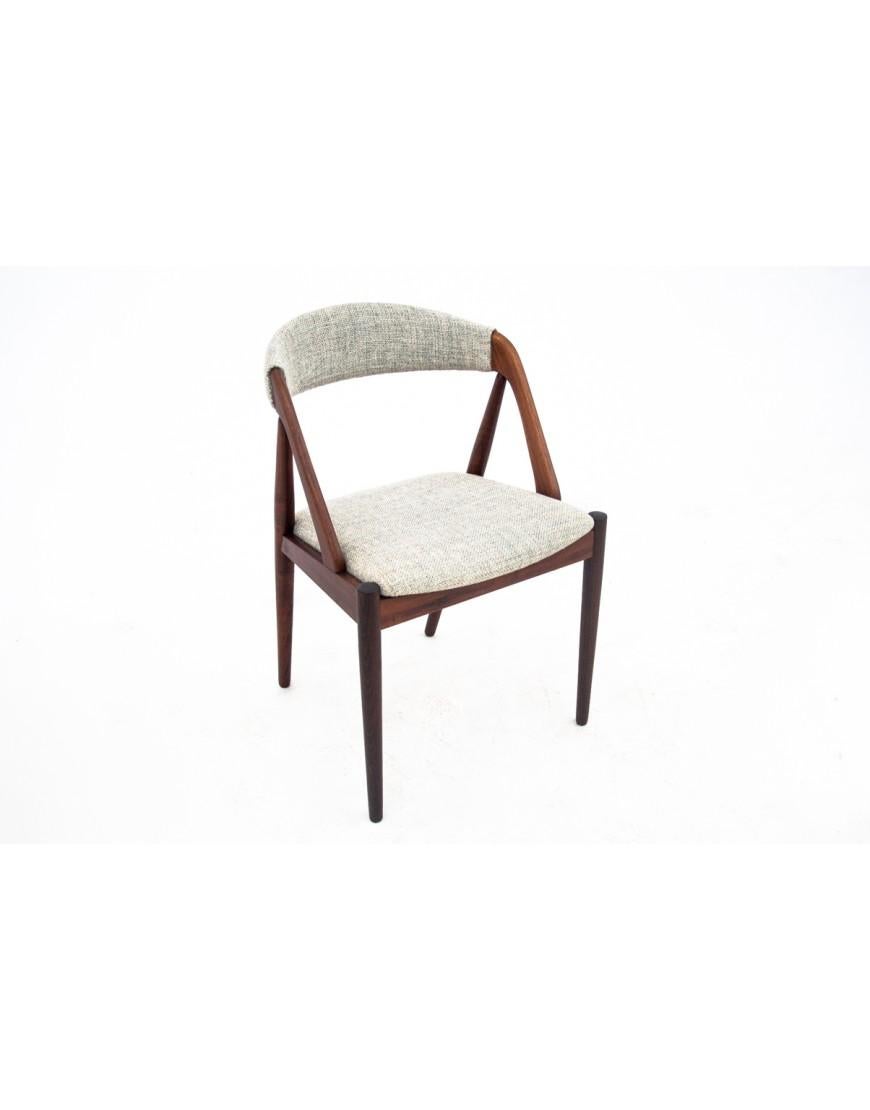 Noyer A set of chairs by Kai Kristiansen from the 1960s, Denmark, model 31. en vente