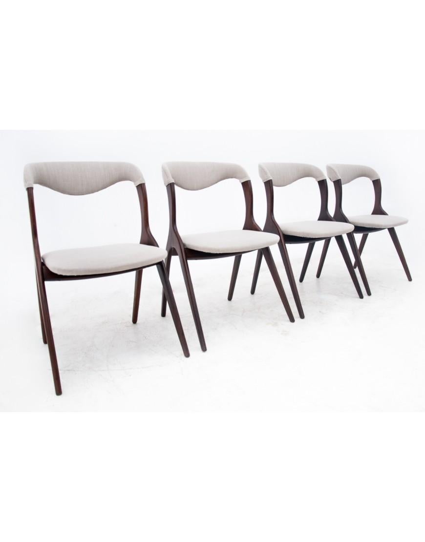 Scandinavian Modern A set of chairs, Denmark, 1960s. After renovation. For Sale