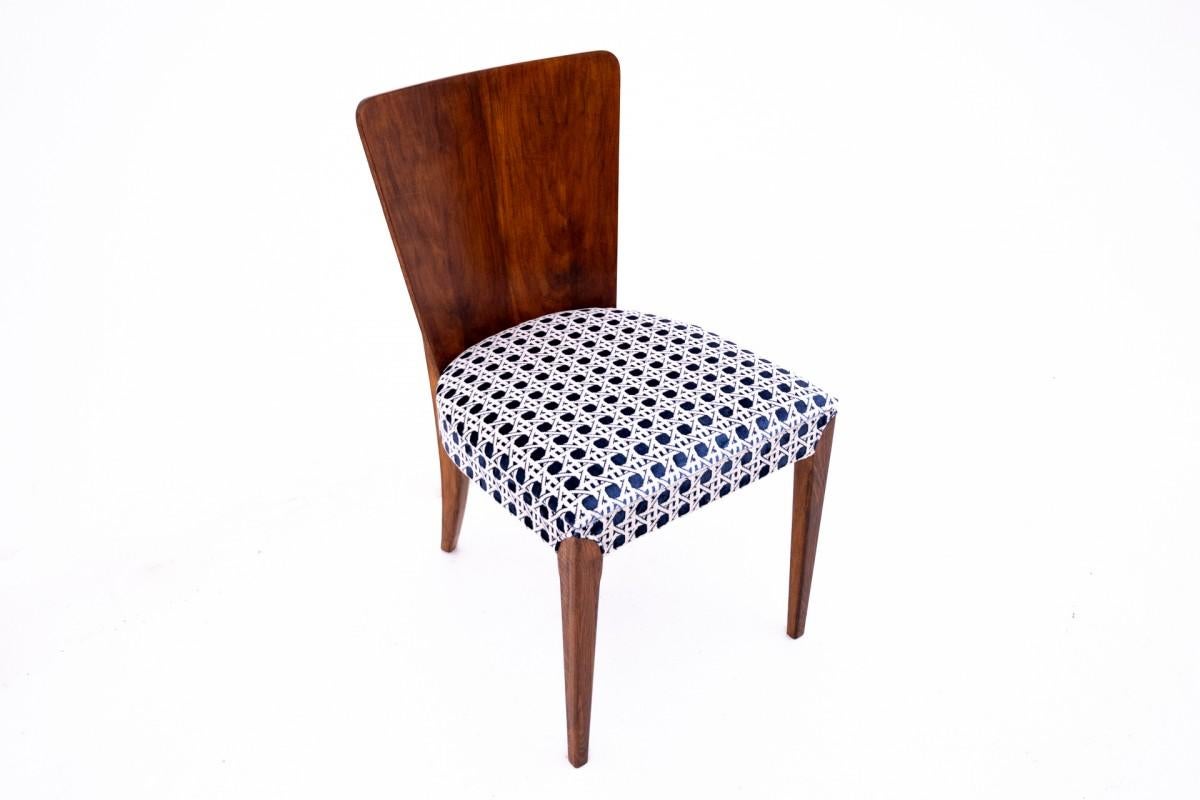 Conjunto de sillas diseñadas por J. Halabala, Checoslovaquia, años 30. Después de la renovación mediados del siglo XX en venta