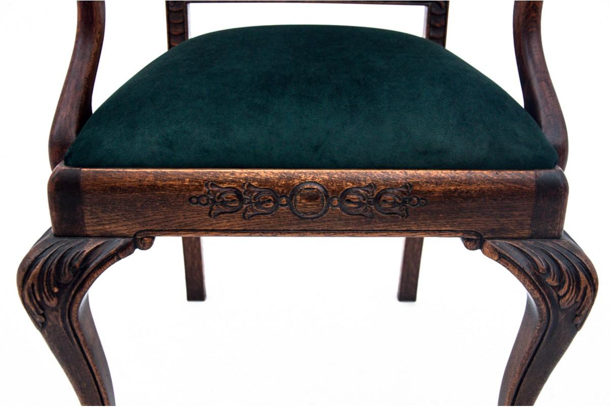 Ensemble de fauteuils de style CIRCA, vers 1900. Après la rénovation. en vente 3