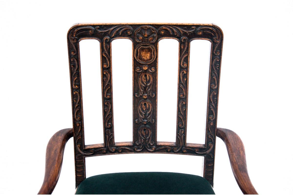 Noyer Ensemble de fauteuils de style CIRCA, vers 1900. Après la rénovation. en vente