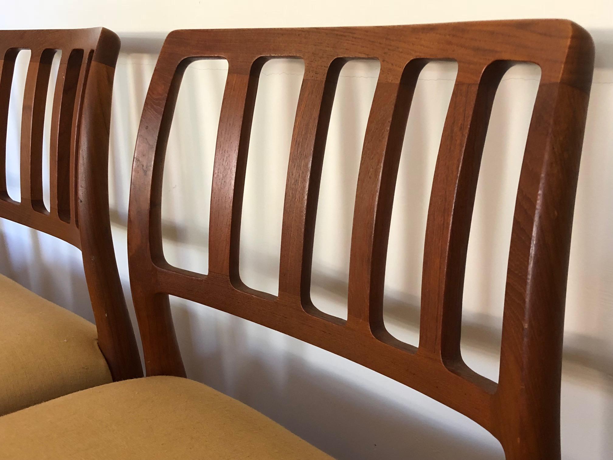 Set of Classic Teak Dining Chairs by Moller In Good Condition In St.Petersburg, FL