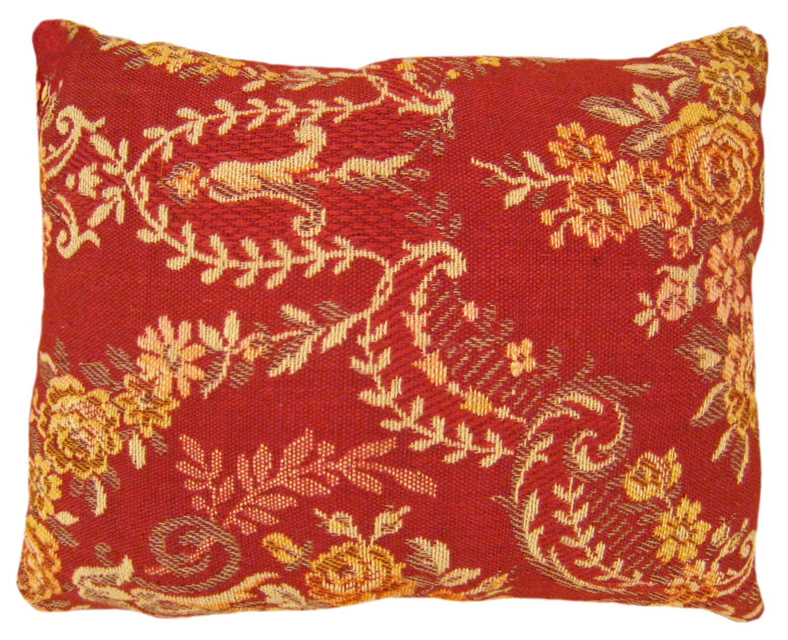 Set di cuscini decorativi antichi in arazzo jacquard con elementi floreali in vendita 12