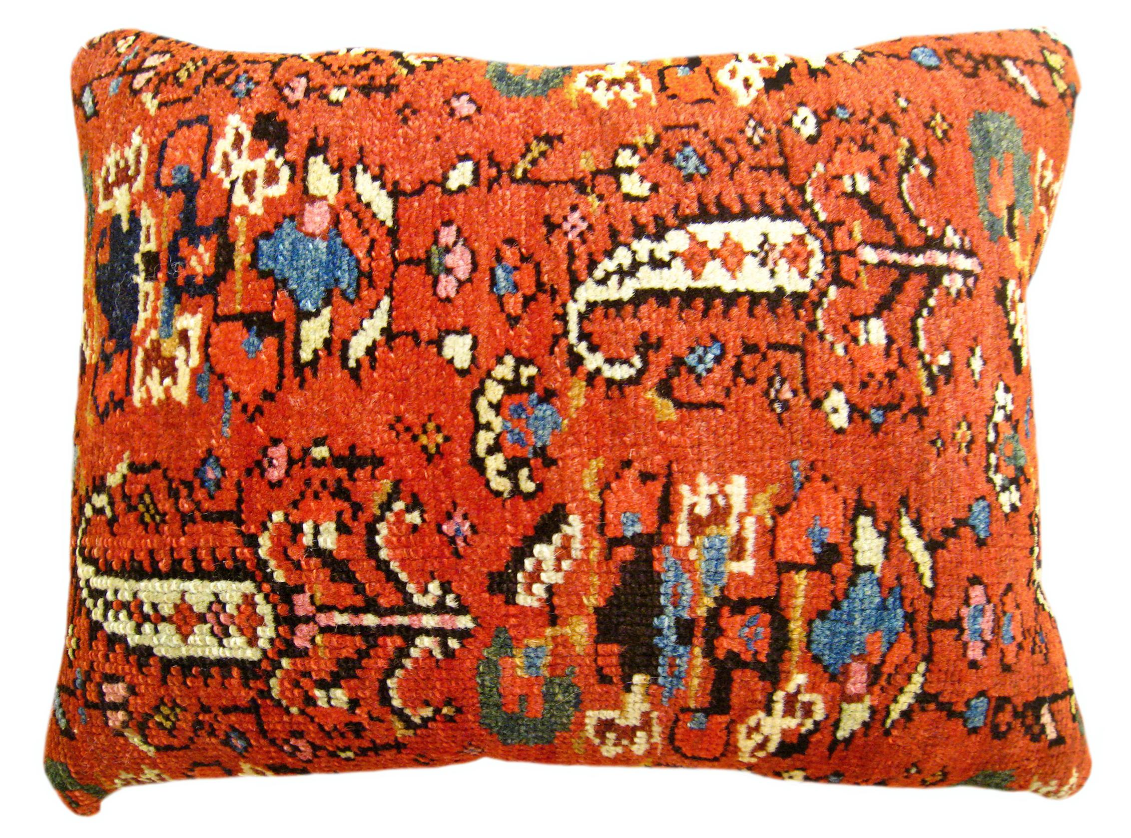 Set dekorativer antiker persischer Malayer-Teppichkissen (Frühes 20. Jahrhundert) im Angebot