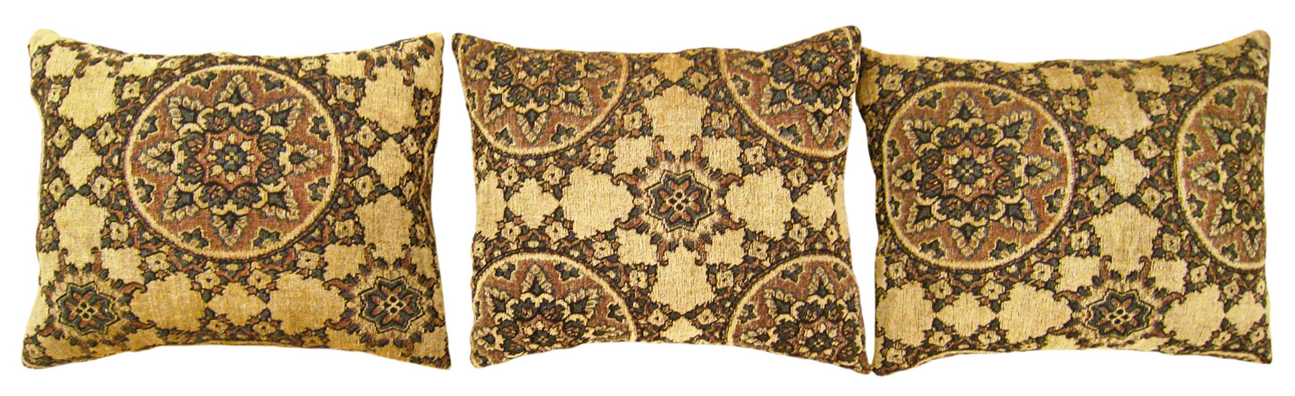 A set of vintage American Taperstry circle rug pillows ; size 20” x 18” Each.

A vintage decorative pillows with circles design motif in a brown central field, size 20” x 18” each. This lovely decorative pillow features an antique rug on front