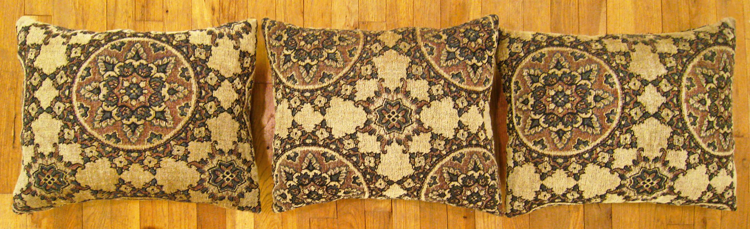 Mid-20th Century Set of Decorative Vintage American Tapestry Pillows with Circles Design For Sale