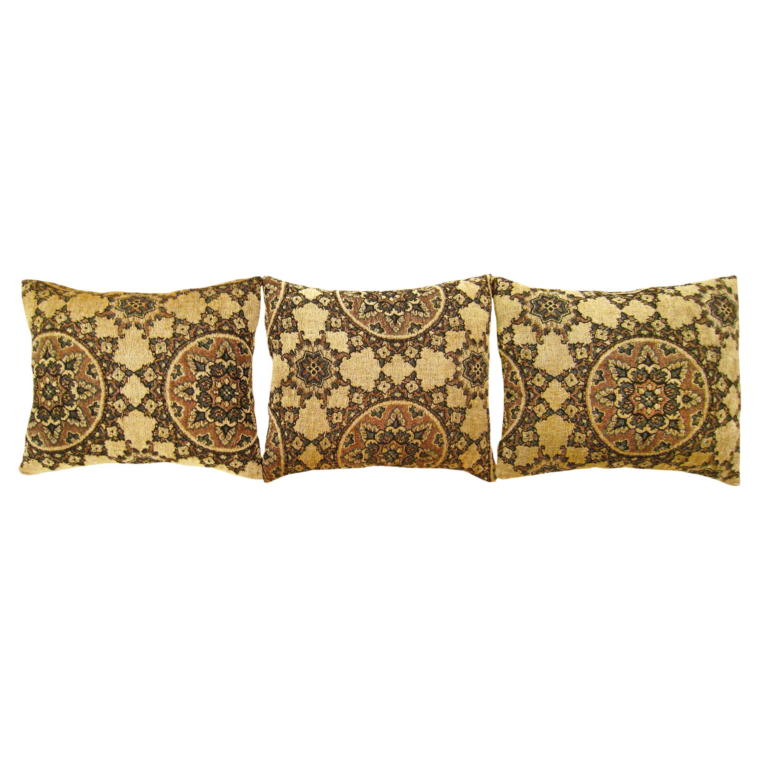Set of Decorative Vintage American Tapestry Pillows with Circles Design For Sale