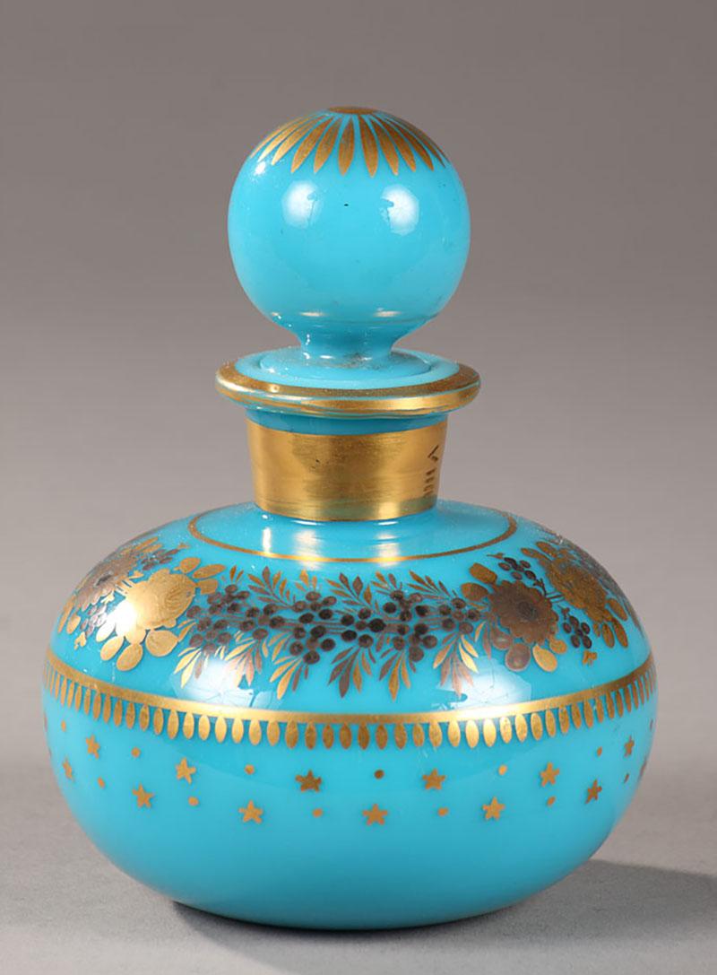 French Set of Early 19th Century Perfume Bottle in Turquoise Opaline  For Sale