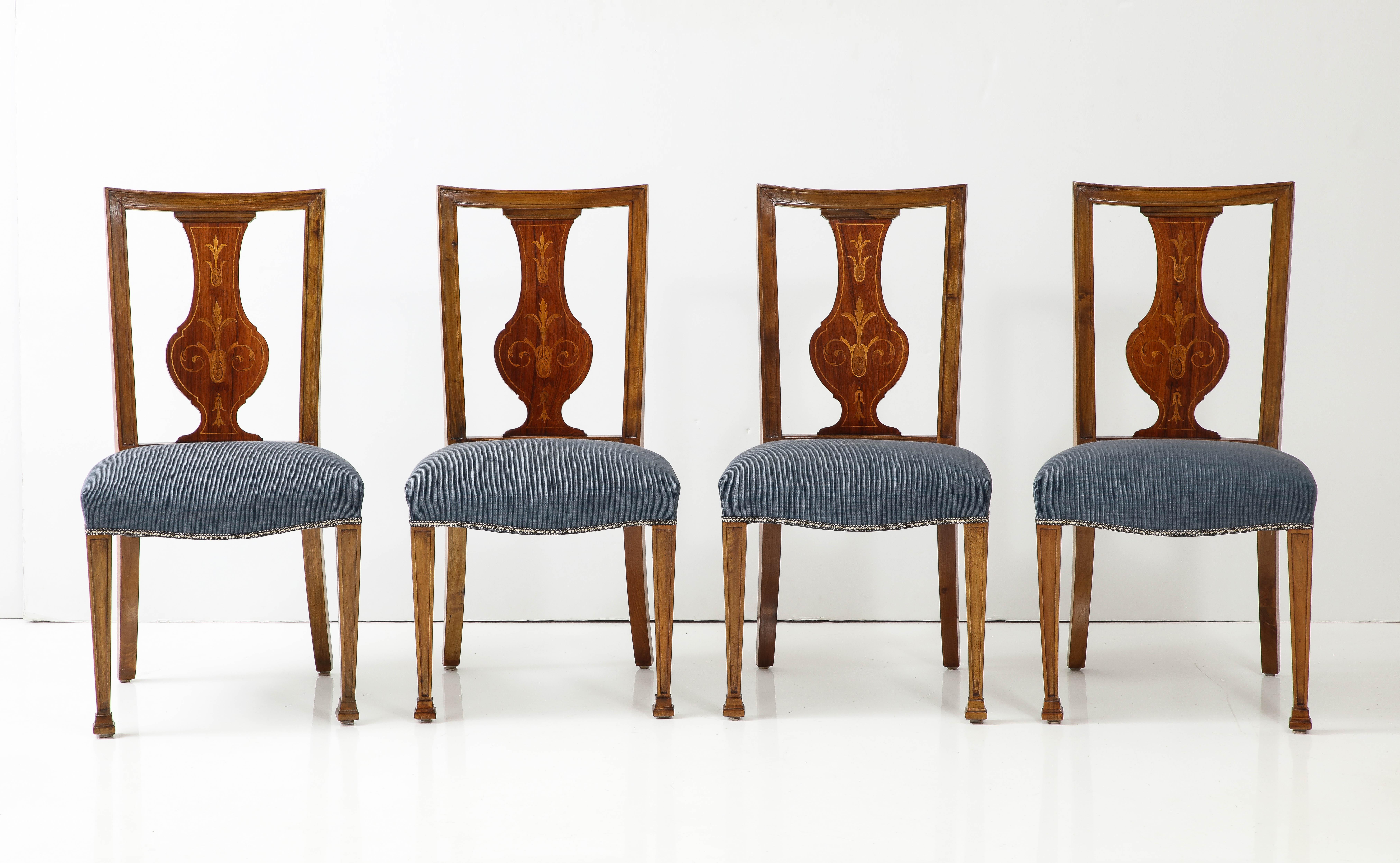 A set of Eight Baltic sidechairs, Circa 1910s In Good Condition For Sale In New York, NY