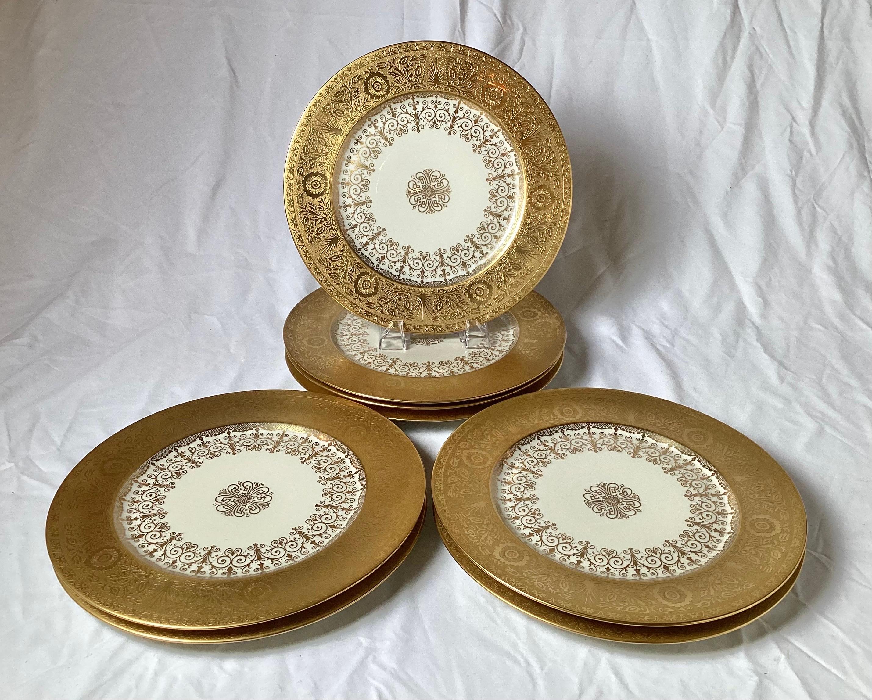 German Set of Eight Gold Encrusted Service Dinner Plates