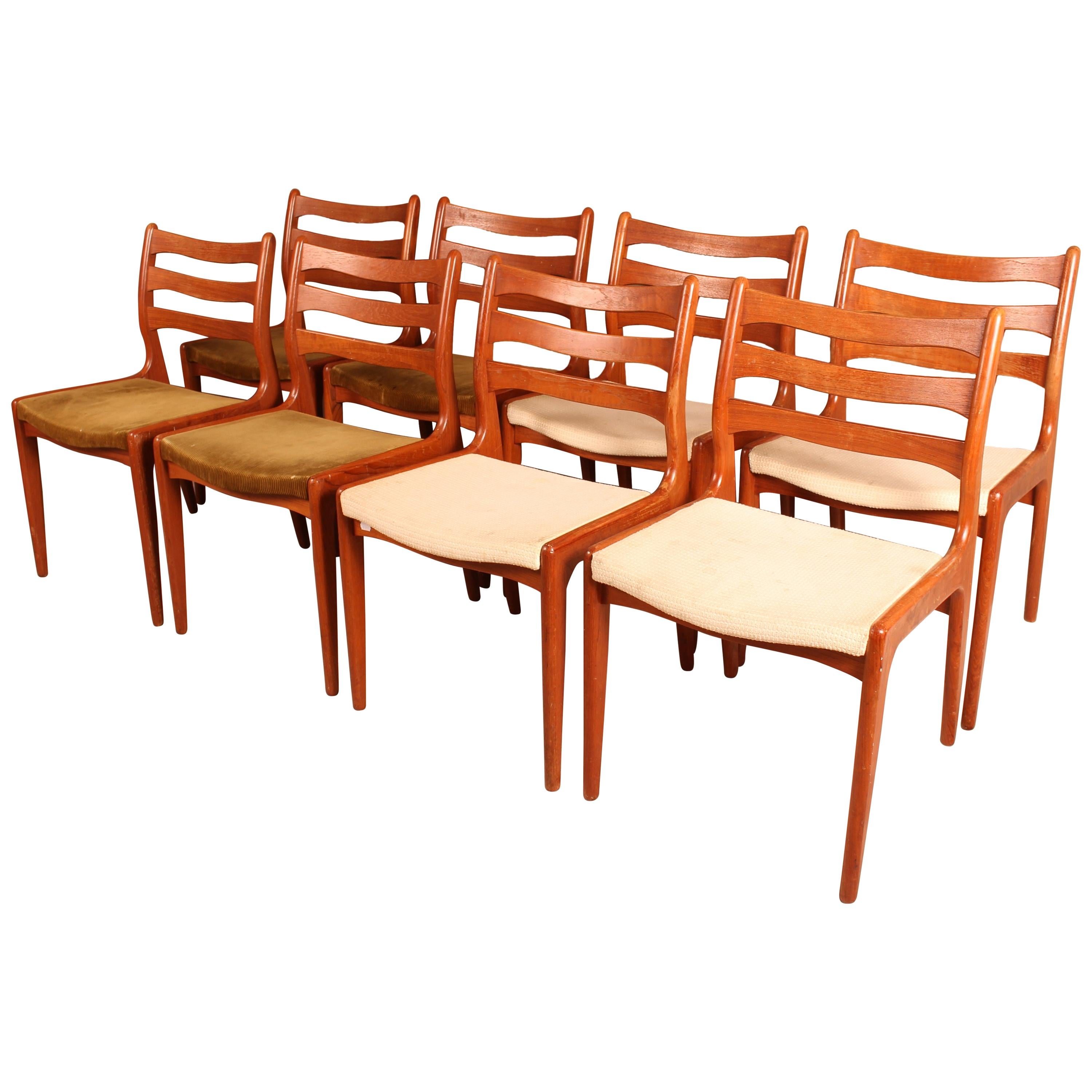 Set of Eight Midcentury Danish Teak Dining Chairs by Dyrlund