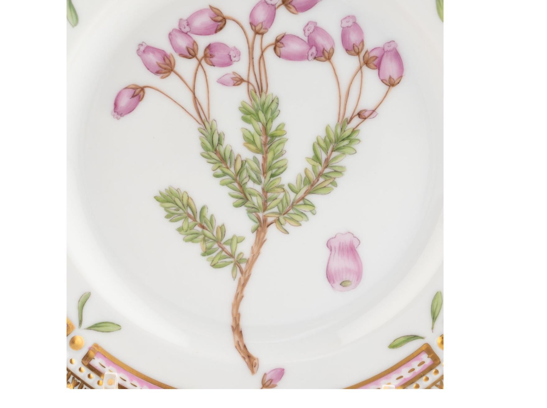 A Set of Eight Royal Copenhagen Flora Danica Porcelain Bread Plates  Price/plate In Excellent Condition For Sale In Buchanan, MI