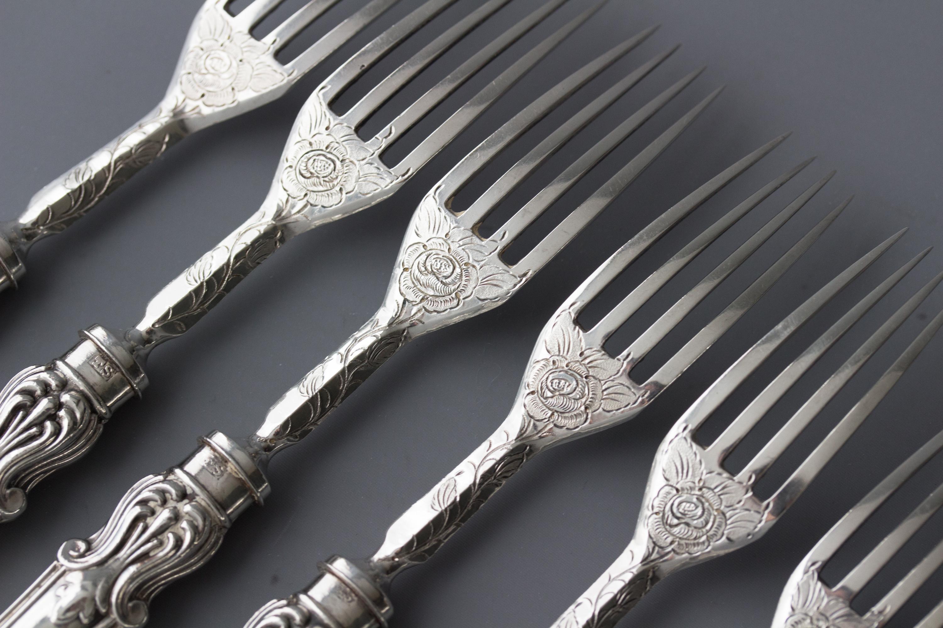 Set of Eight Silver Fruit/Dessert Knives and Forks Sheffield, 1868 In Good Condition In Cornwall, GB