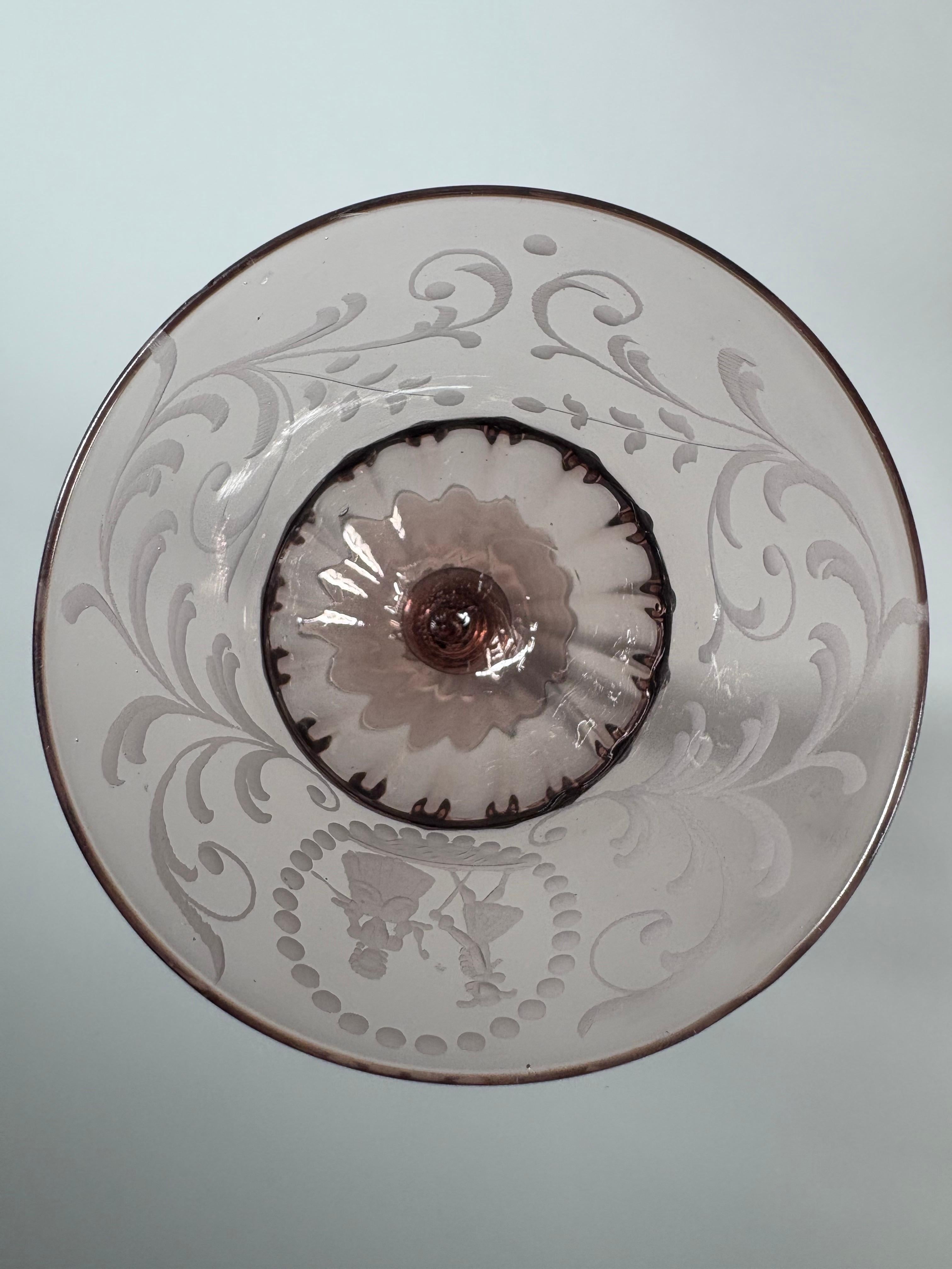 Ein Satz von elf antiken Salviati Murano Glas Stielgläsern im Angebot 7