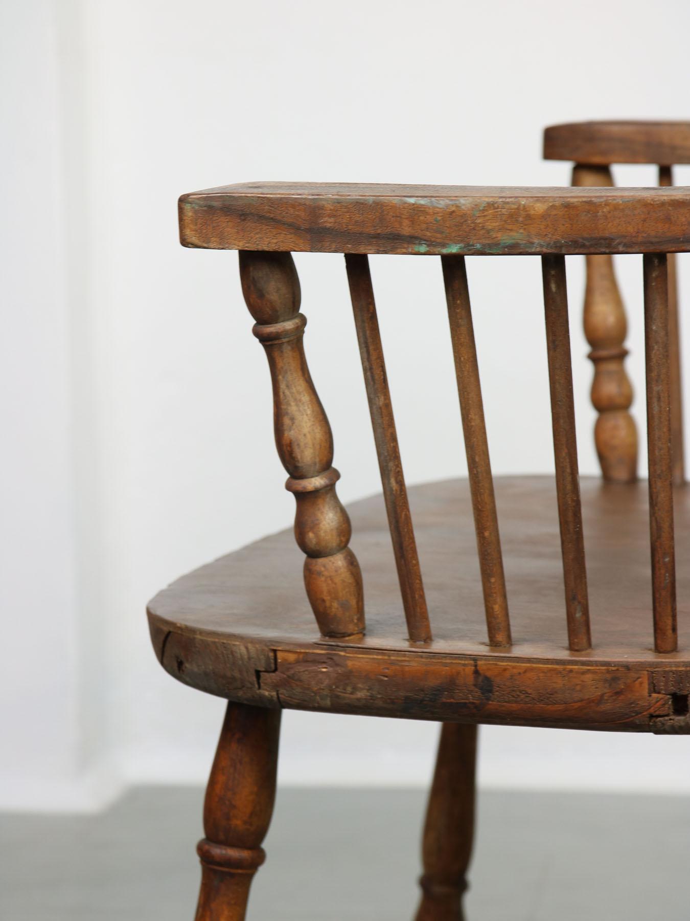 Satz englischer antiker Windsor-Stühle mit niedriger Rückenlehne im Angebot 12