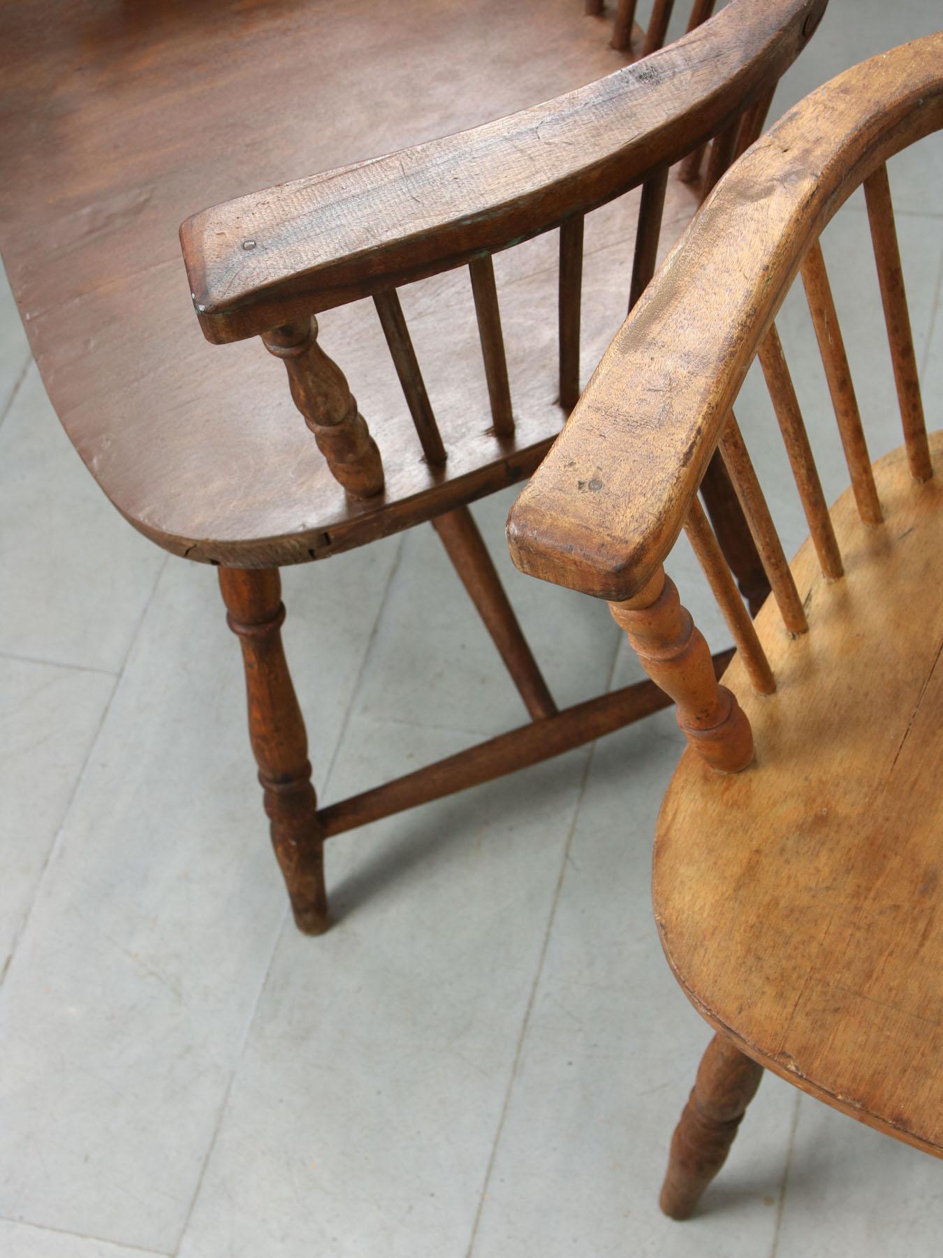 Set of English Antique Windsor Low Back Chairs For Sale 11