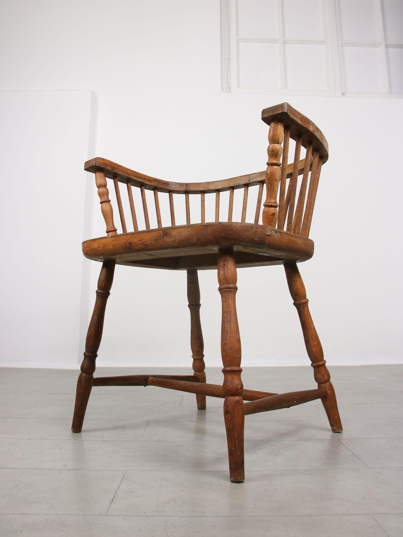 19th Century Set of English Antique Windsor Low Back Chairs For Sale
