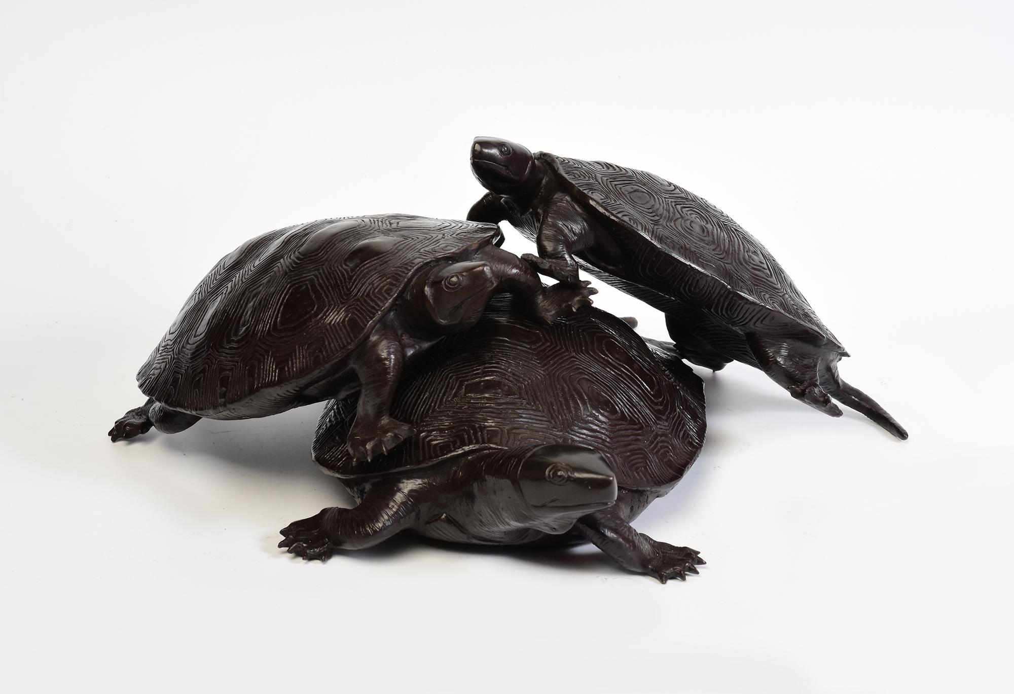 A Set of Finely Cast Asian Bronze Triple Tortoises Animal Statues For Sale 4