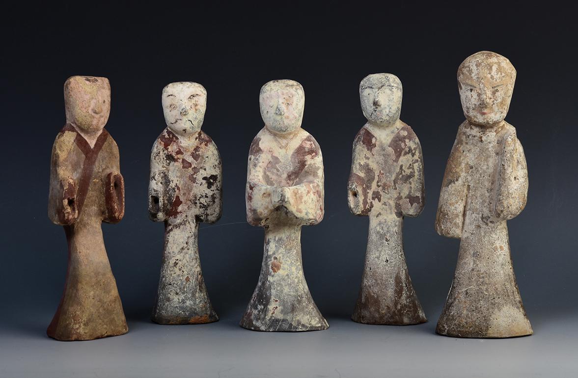Set of Five Antique Han Dynasty Chinese Painted Pottery Figures of Attendants For Sale 1