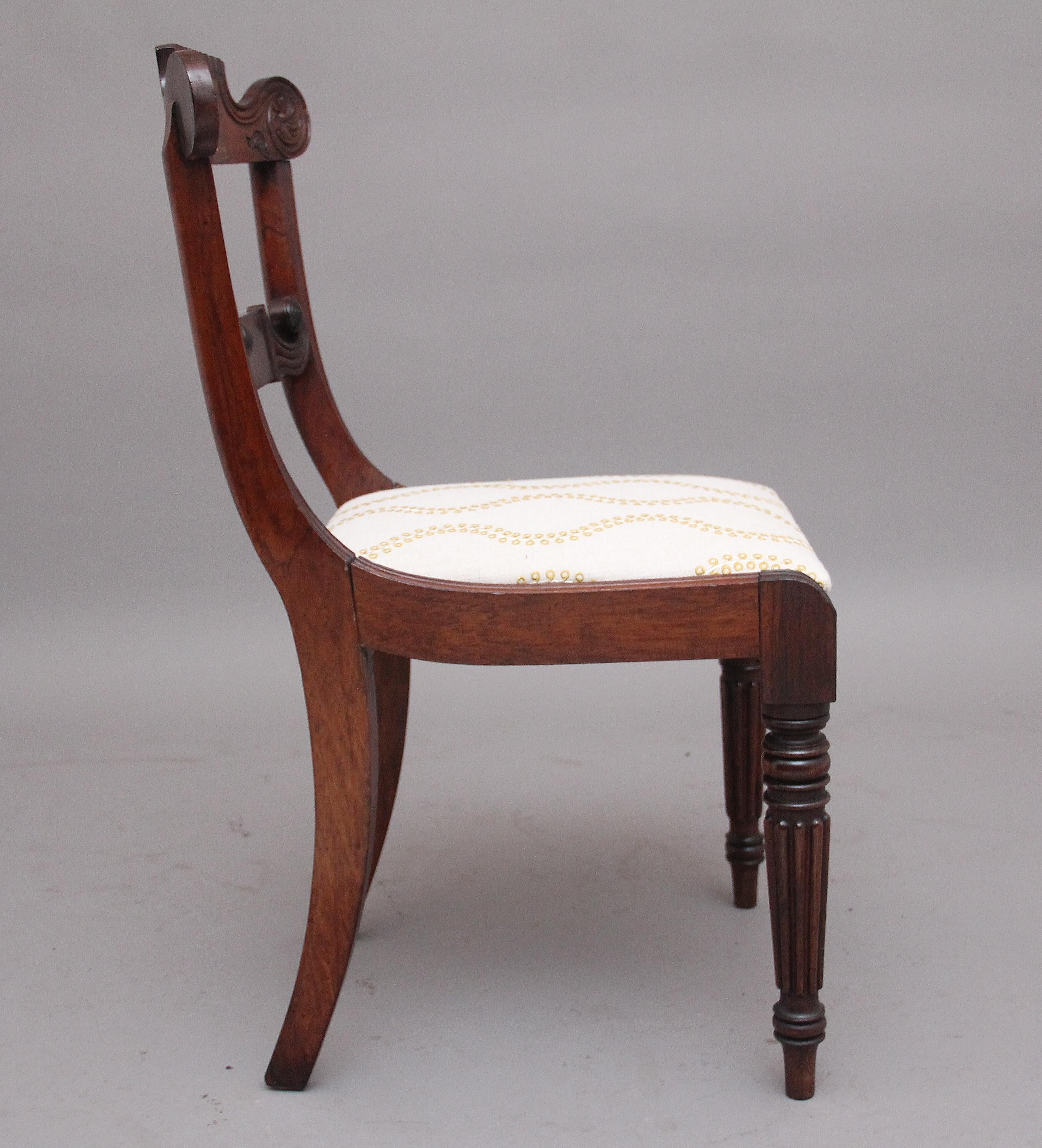 Set of Five Early 19th Century Anglo Indian Rosewood Side Chairs In Good Condition For Sale In Martlesham, GB