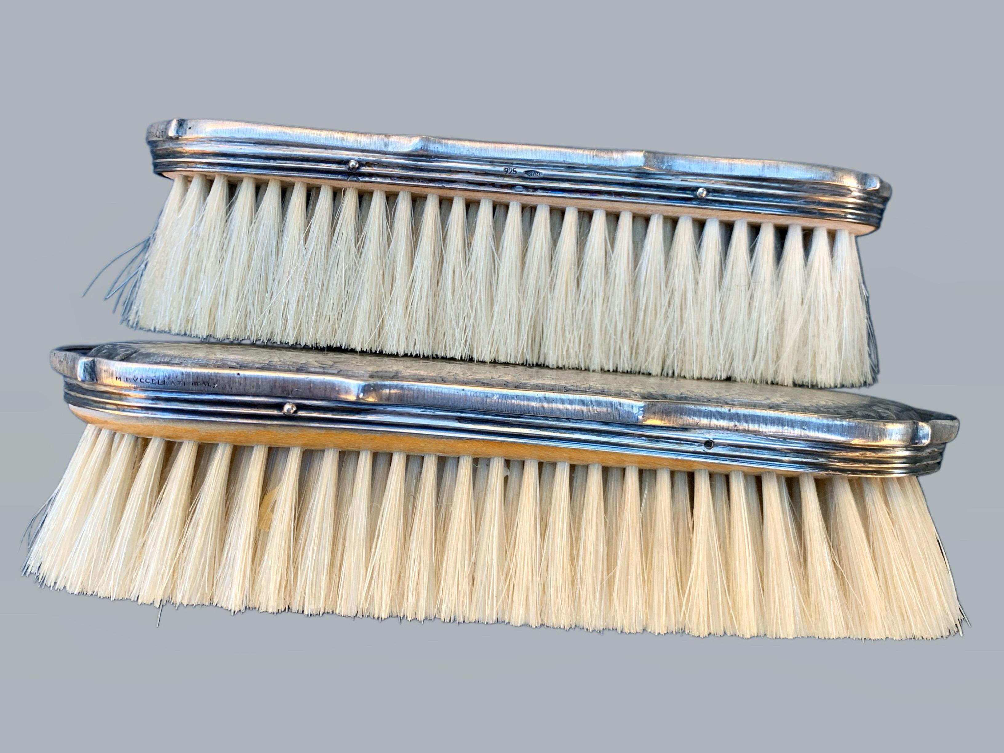 A set of five silver vanity items by Buccellati, 20th century For Sale 8