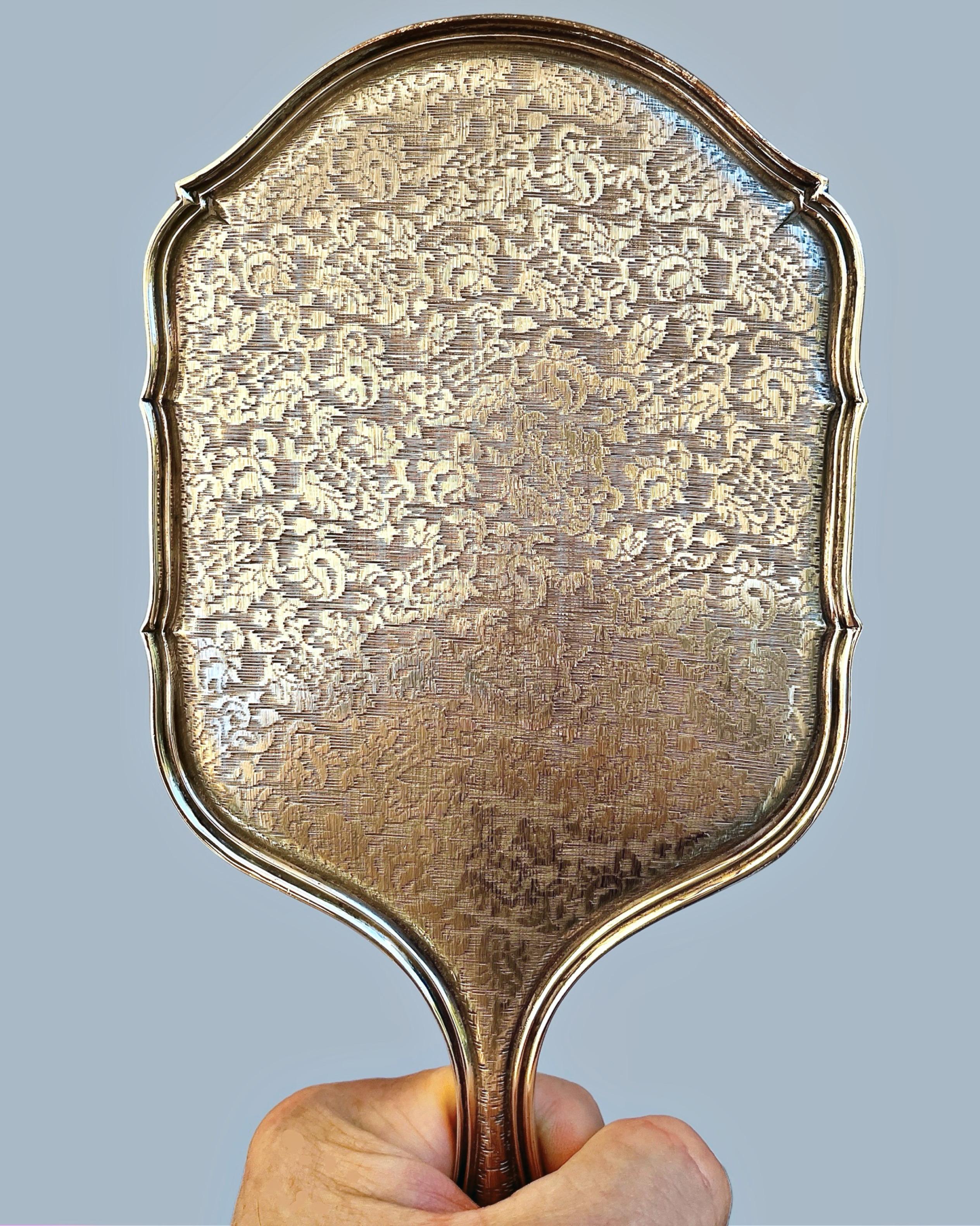Italian A set of five silver vanity items by Buccellati, 20th century For Sale