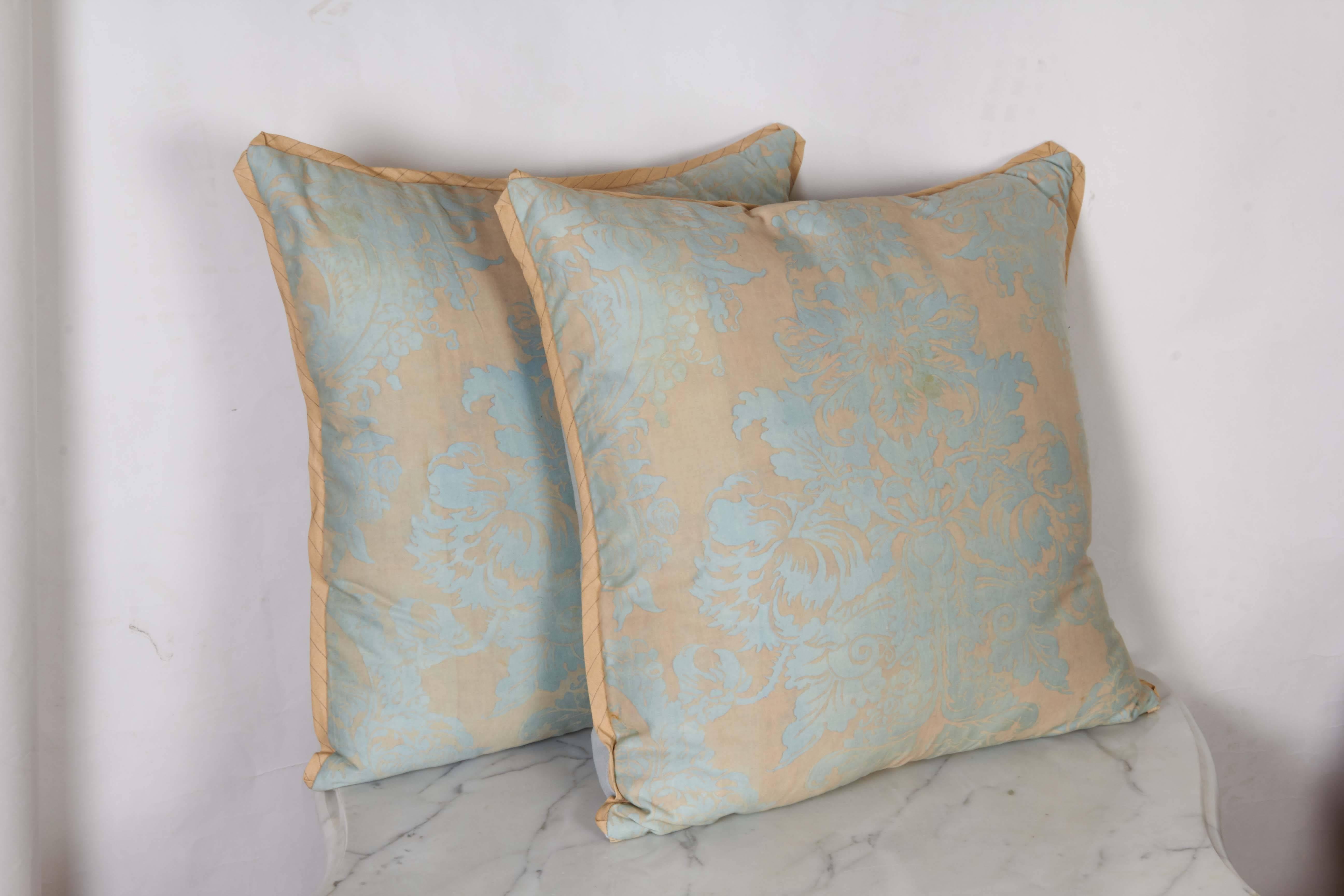A set of three Fortuny fabric cushion in the Dandolo pattern, three square cushions available, moon light and white color way with Holland and Sherry powder blue cashmere backing fabric, striped silk bias edging, the pattern, inspired by a 17th