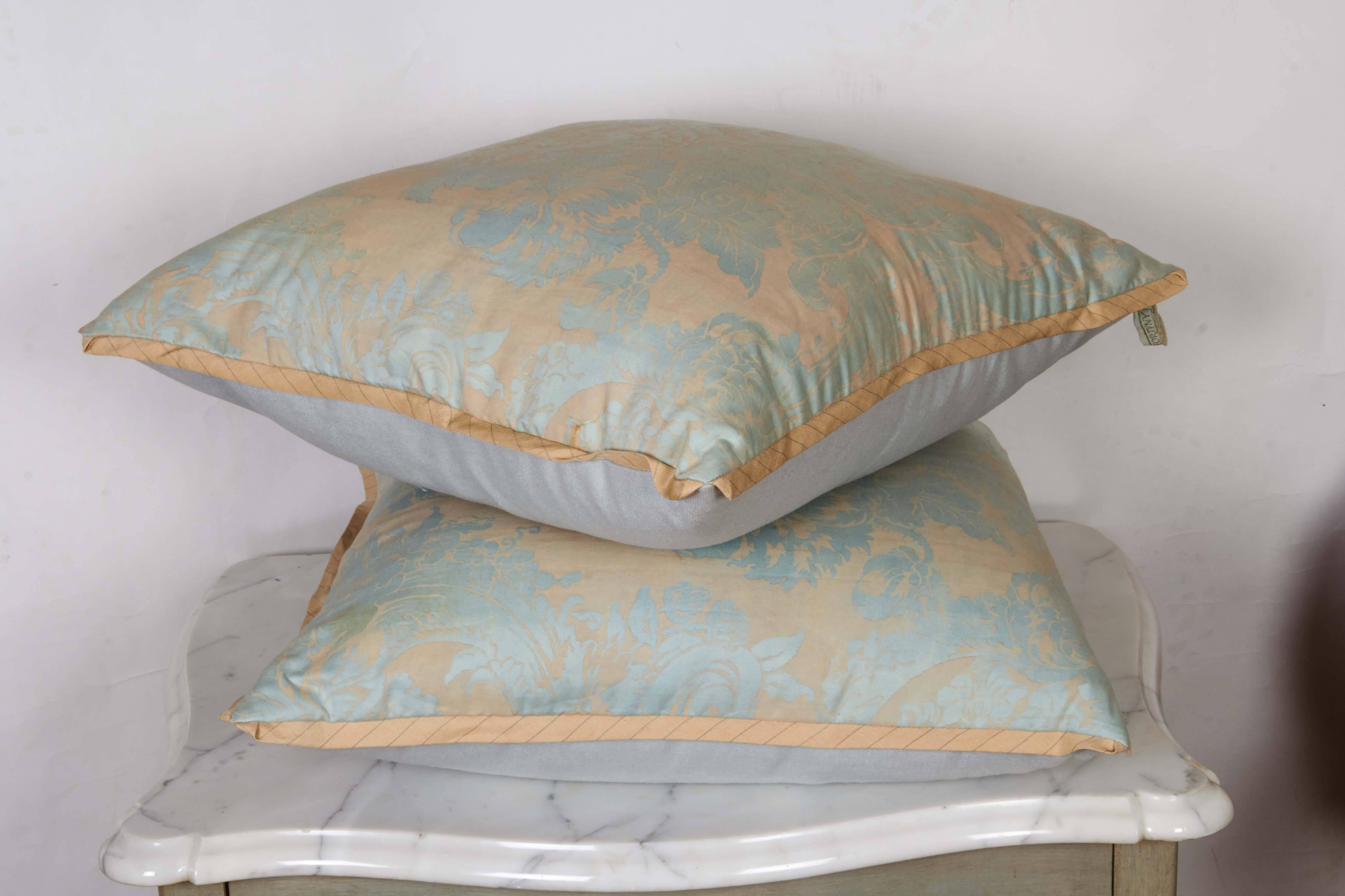 Rococo Set of Fortuny Fabric Cushions in the Dandolo Pattern