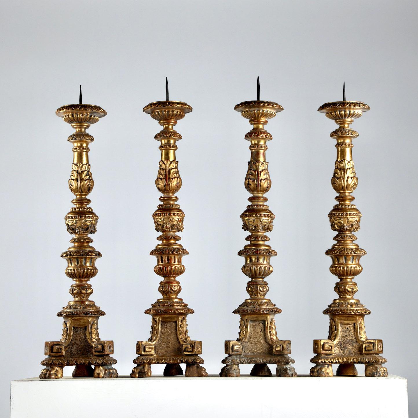 A Set of Four 18th Century Candlesticks In Good Condition In Petworth, GB
