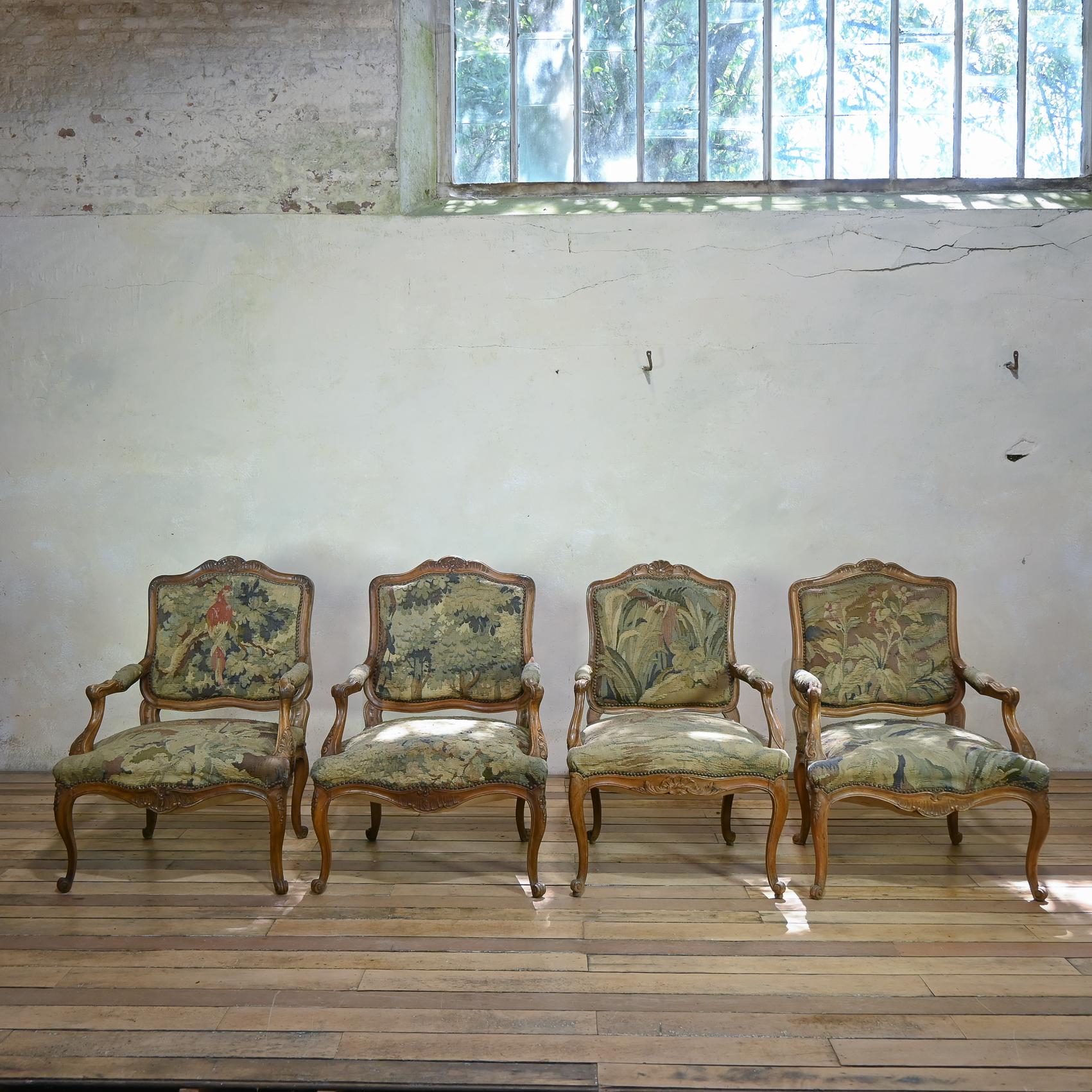 A Set Of Four 19th Century French Louis XV Fauteuils Open Armchairs For Sale 6
