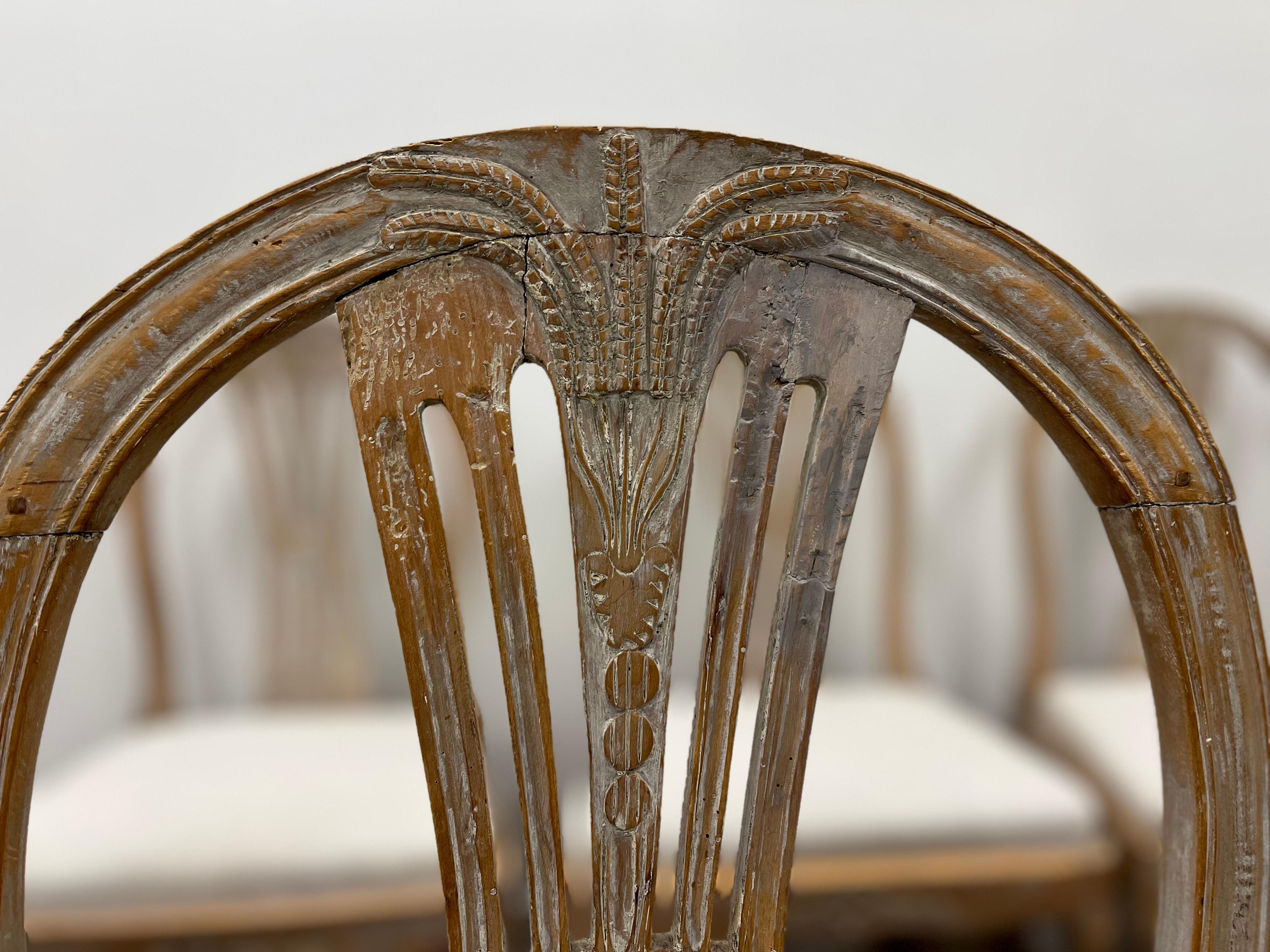 A Set of Four 19th Century Swedish Late Gustavian Chairs In Good Condition For Sale In Huntington, NY