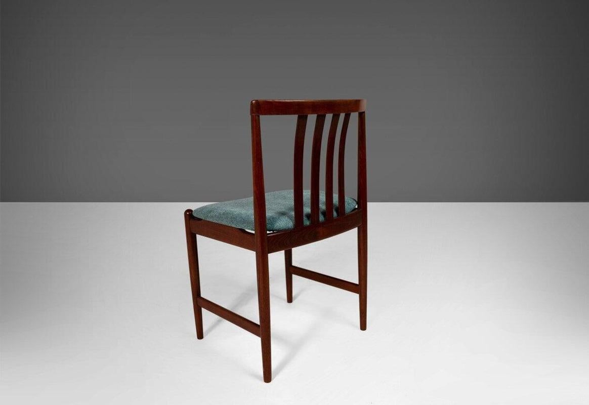 Set of Four (4) Rosewood Contoured Dining Chairs After Arne Vodder, c. 1960s In Good Condition For Sale In Deland, FL