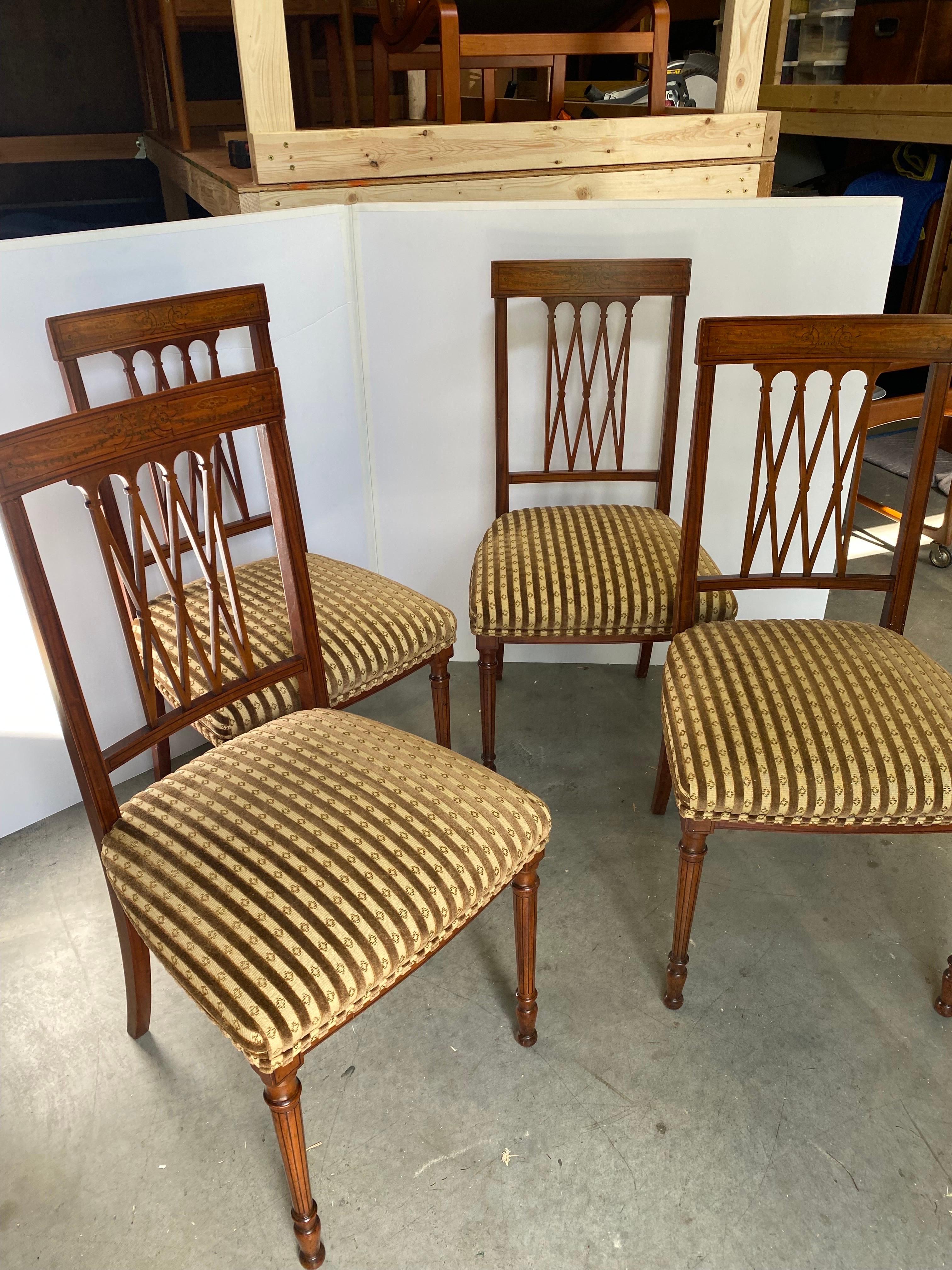 19th Century A Set of Four Antique Edwardian Inlaid Side Chairs  For Sale