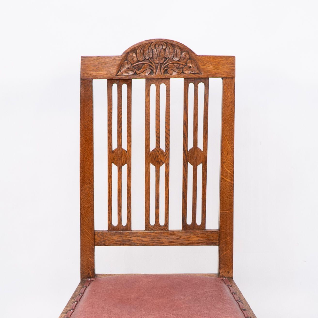 A set of four Arts and Crafts dining chairs with nicely carved floral decoration For Sale 10