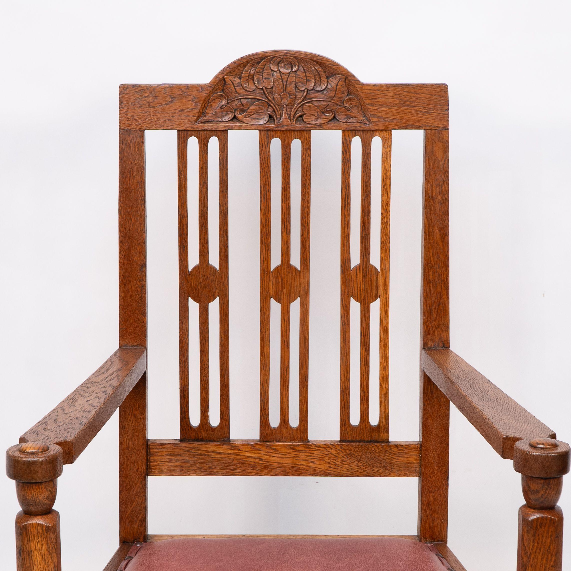 A set of four Arts and Crafts dining chairs with nicely carved floral decoration For Sale 2