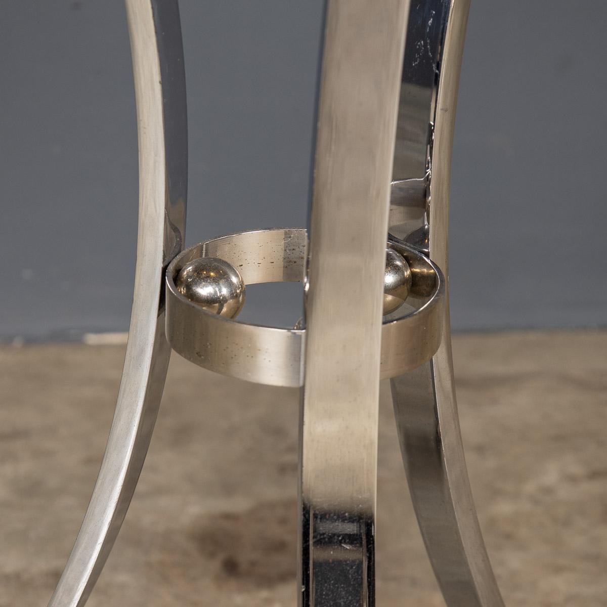 Ensemble de quatre tables de bar de l'hôtel Waldorf, New York, vers 1940 en vente 5