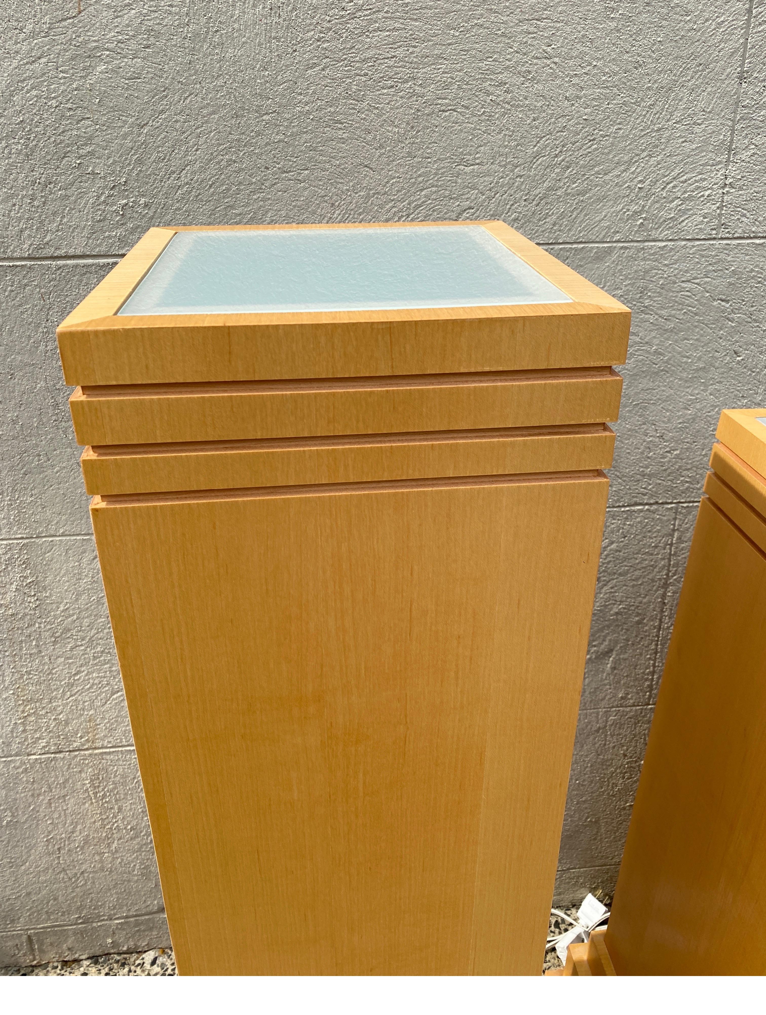 Post-Modern Set of Four Birch Lighted Museum Pedestals For Sale