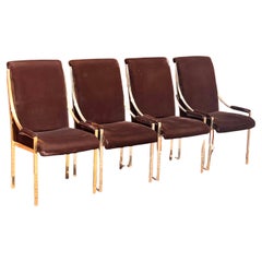 Set di quattro sedie da sala da pranzo in ottone e velluto marrone, XX secolo