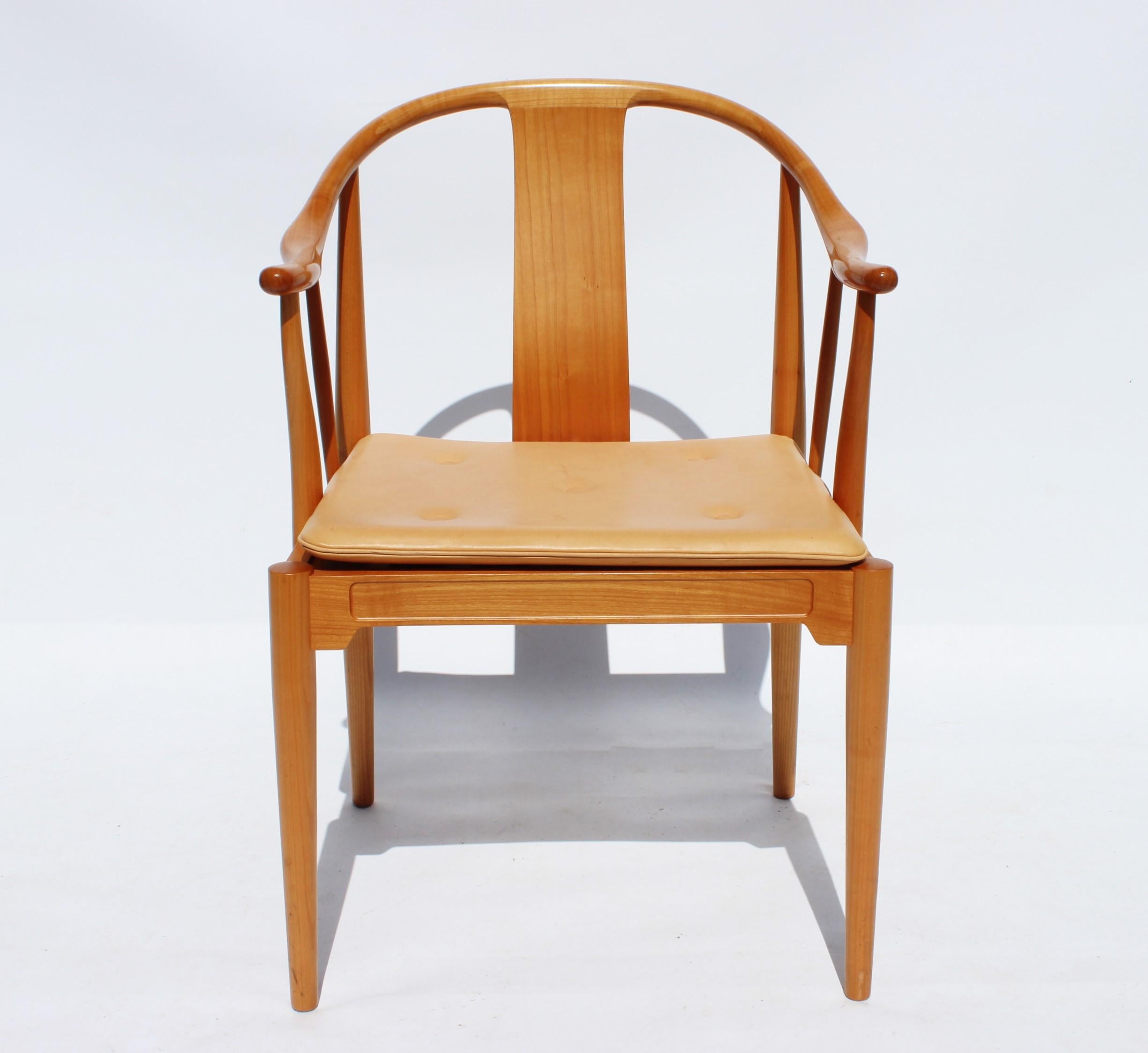 Scandinavian Modern Set of Four China Chairs, Model 4283, by Hans J. Wegner and Fritz Hansen