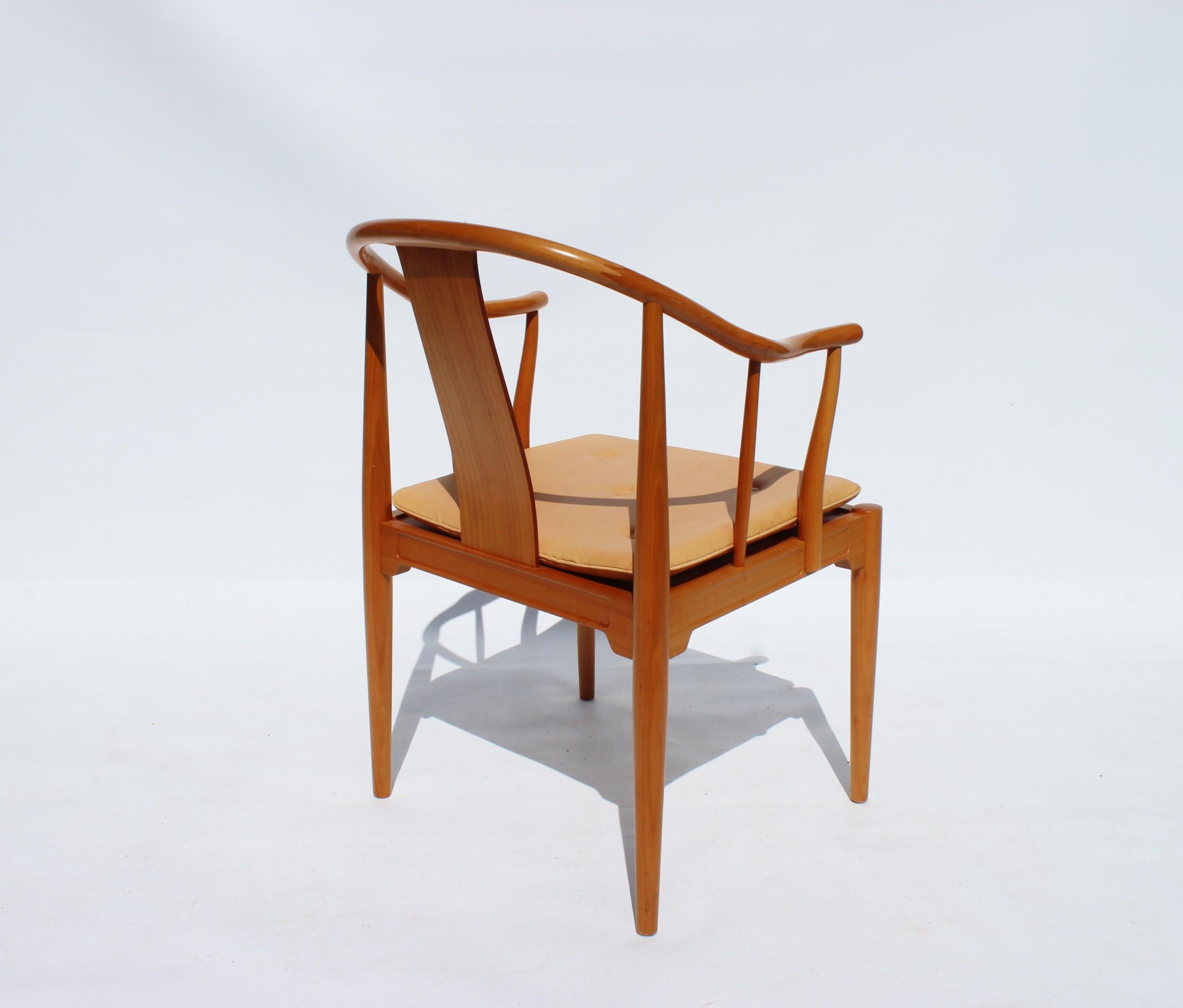 Set of Four China Chairs, Model 4283, by Hans J. Wegner and Fritz Hansen 1