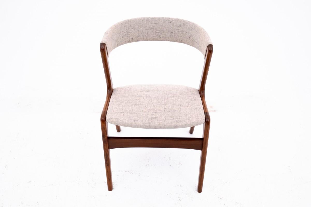 Mid-20th Century A set of four Danish chairs model 68 ( Fire ) produced by Anderstrup Mobelfabrik For Sale