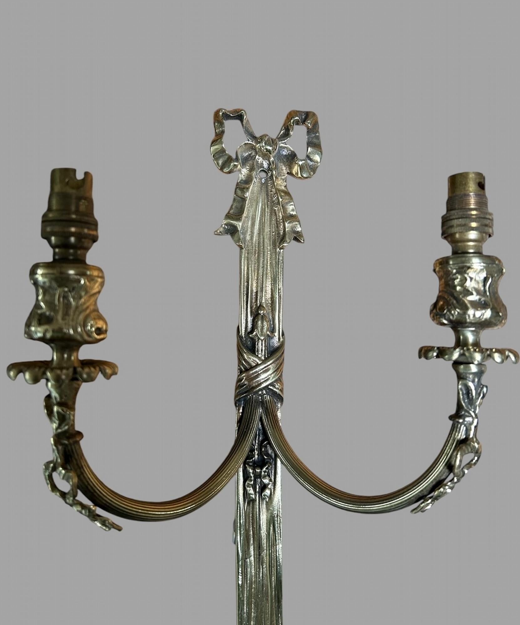 Mid-Century Modern A Set of Four Decorative Mid 20thc Double Wall Light Sconces For Sale