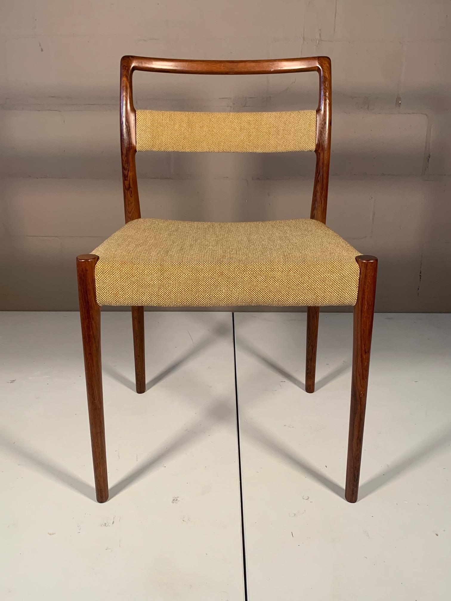Mid-Century Modern Set of Four Dining Chairs by Kai Kristiansen in Brazilian Rosewood For Sale