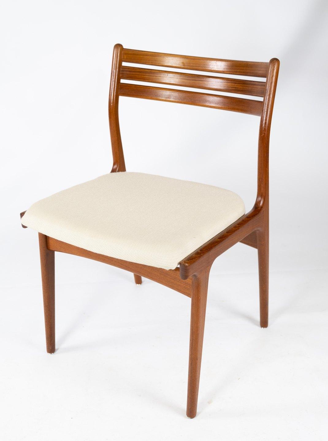 Satz von vier Esszimmerstühlen aus Teakholz im dänischen Design, 1960er Jahre im Zustand „Gut“ im Angebot in Lejre, DK