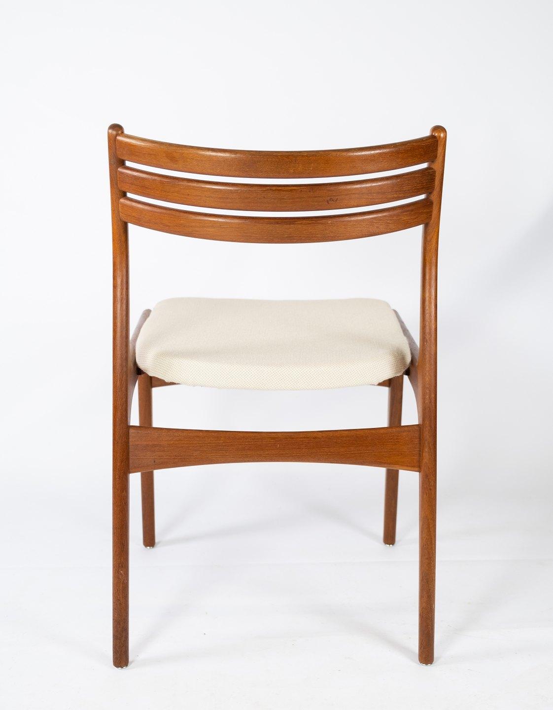 Satz von vier Esszimmerstühlen aus Teakholz im dänischen Design, 1960er Jahre im Angebot 1