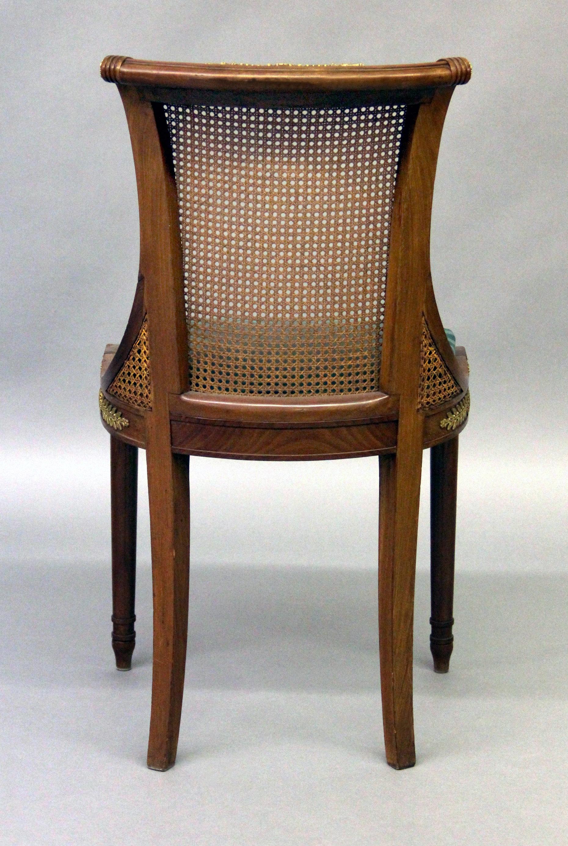 Satz von vier vergoldeten Bronze-Salonstühlen aus dem frühen 20. Jahrhundert (Vergoldet) im Angebot