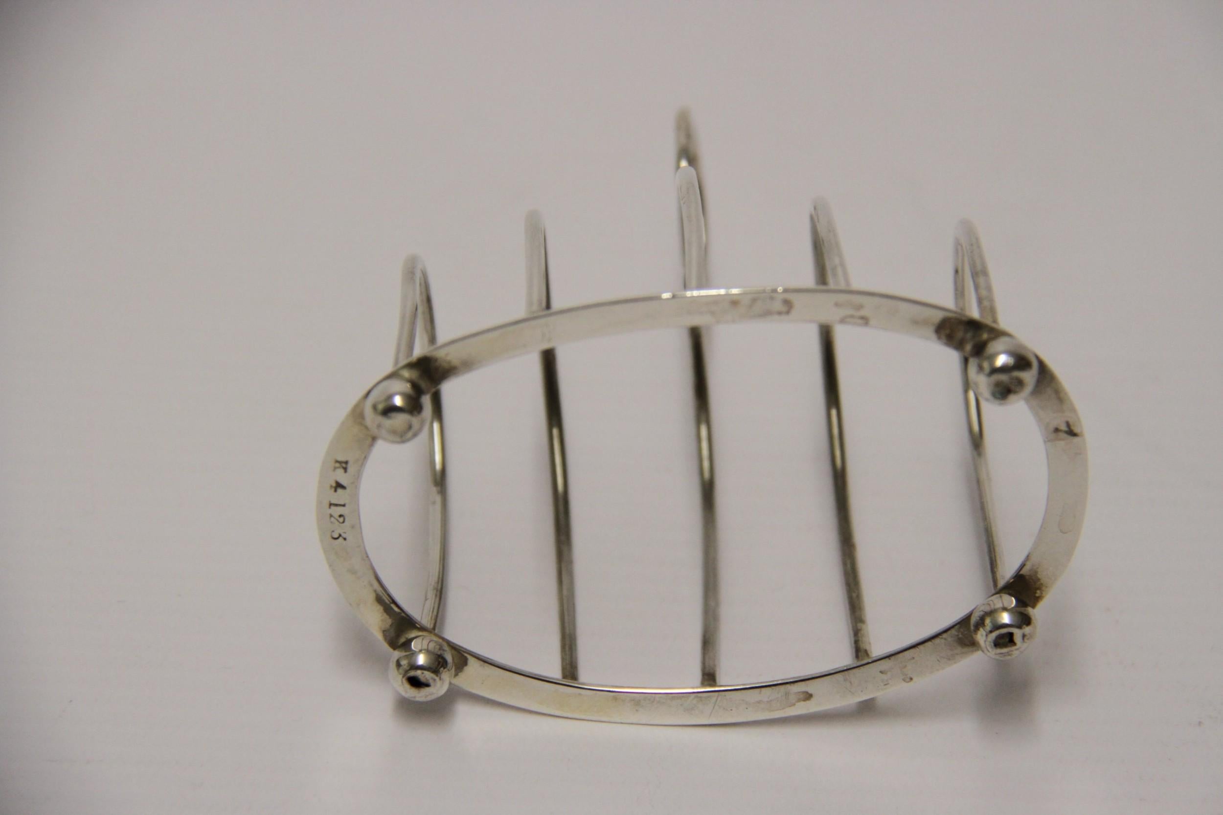 Early 20th Century Set of Four English Hall Marked Silver Individual Toast Racks 1910 For Sale
