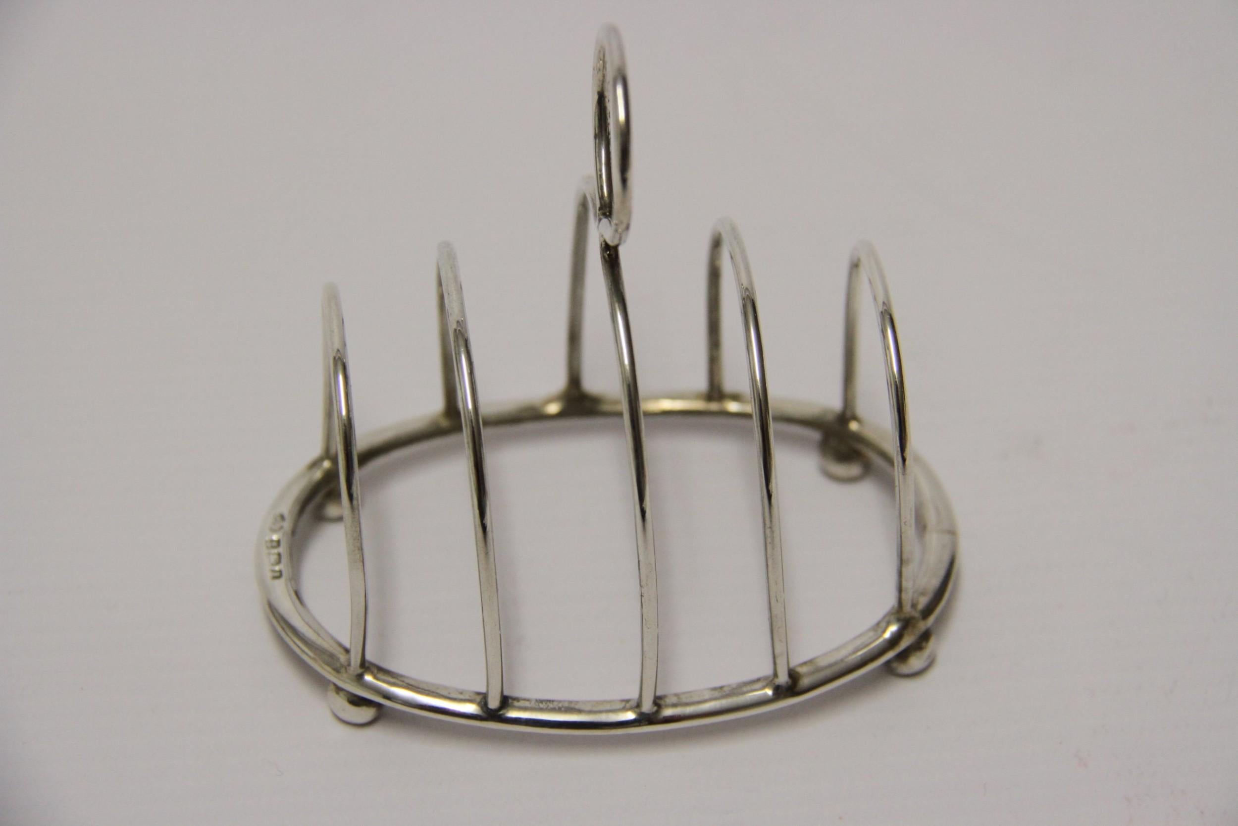 Set of Four English Hall Marked Silver Individual Toast Racks 1910 For Sale 1
